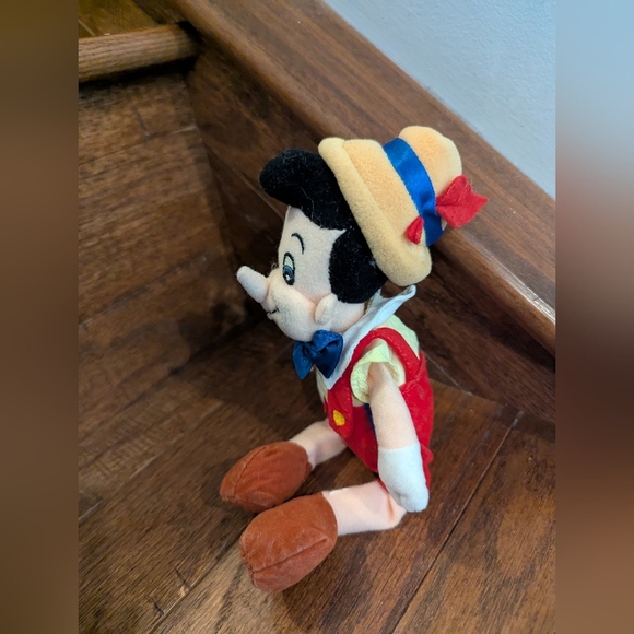 Disney Store Pinocchio Mini Bean Bag Plush Pinocchio Plush Toy - Red and Blue 10 - Picture 6 of 7